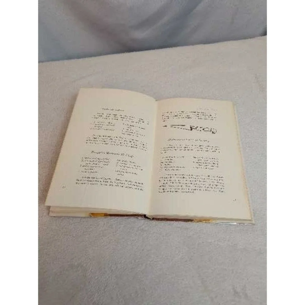Vintage The Magic of Mushroom Cookery 1971 Cookbook Kay Shaw Nelson